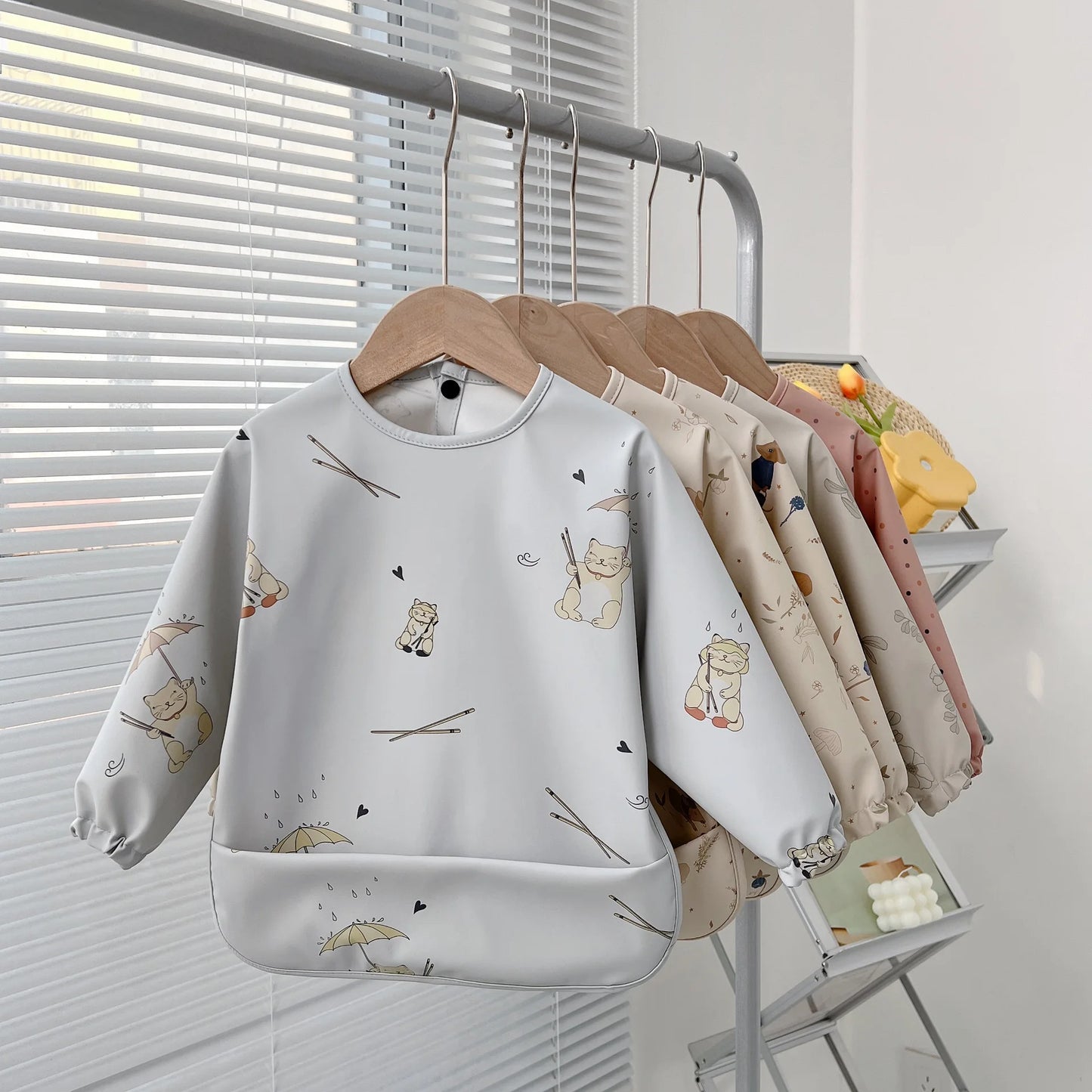 Tablier Imperméable Bébé – Bavoir Manches Longues Anti-Salissure